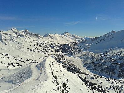 Blick gen Osten auf den Ort Obertauern