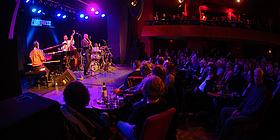 Porgy und Bess Jazz & Music Club Showeffekt Bühne