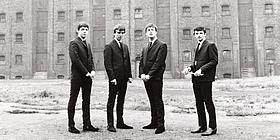 Die Beatles in Liverpool, eine schwarz-weiß Aufnahme