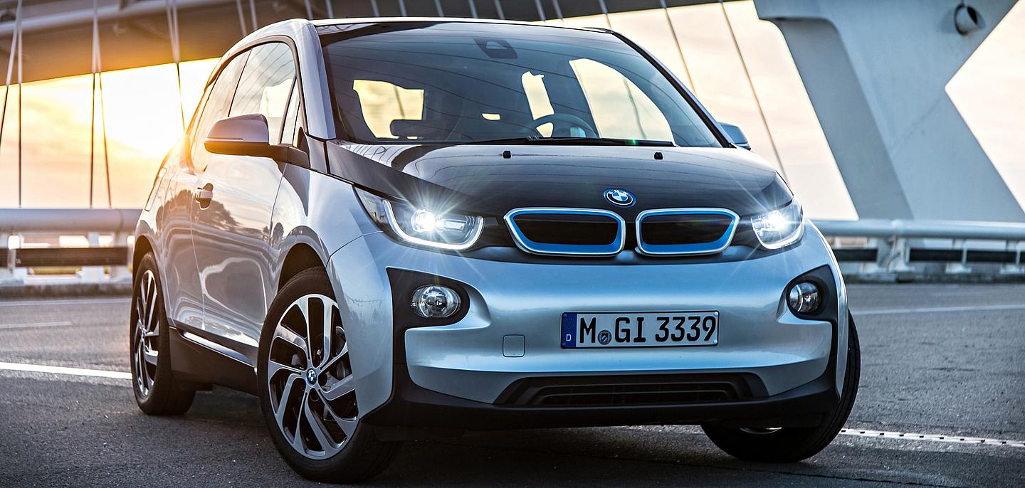 BMW i3 schräg von vorne