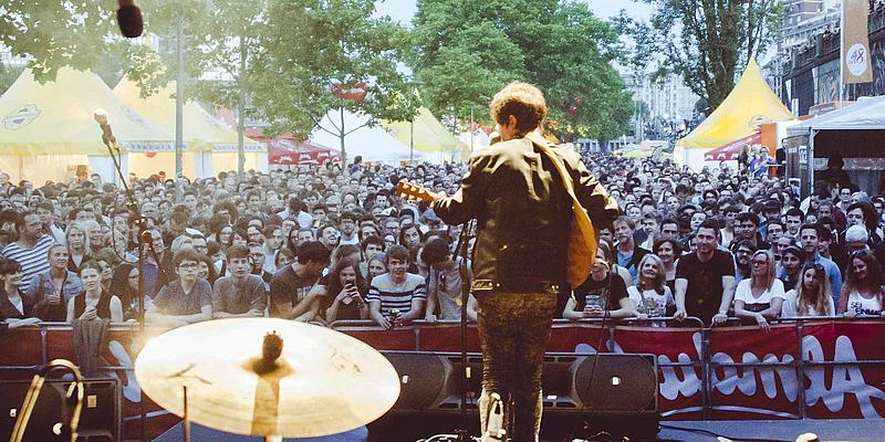 Eine Vielzahl von Bands und 30.000 BesucherInnen jährlich: das Donaukanaltreiben