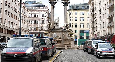 Mehrere Polizeiautos in der Innenstadt Wien, Hoher Markt