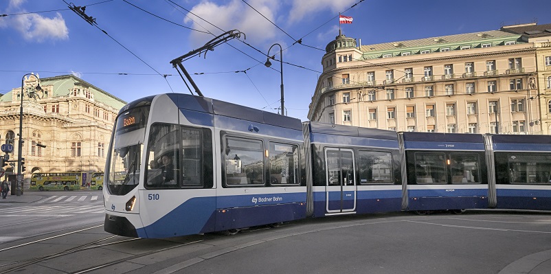 Das Bild zeigt eine Garnitur der Badner Bahn.